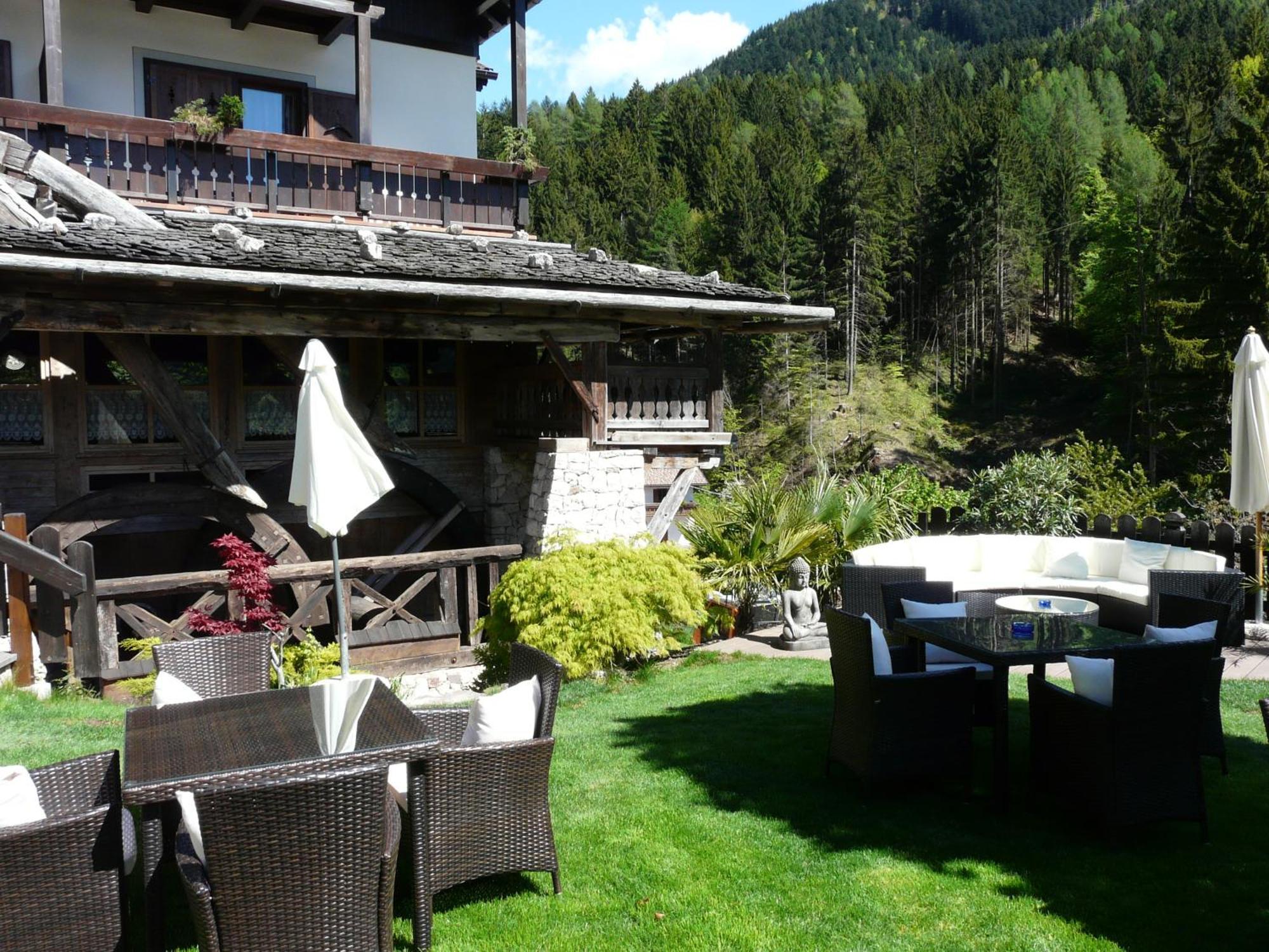 Hotel Zur Muehle Wohlfuehloase à Trodena Extérieur photo